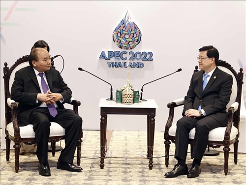 Chủ tịch nước Nguyễn Xuân Phúc tiếp xúc song phương bên lề Tuần lễ Cấp cao APEC 2022